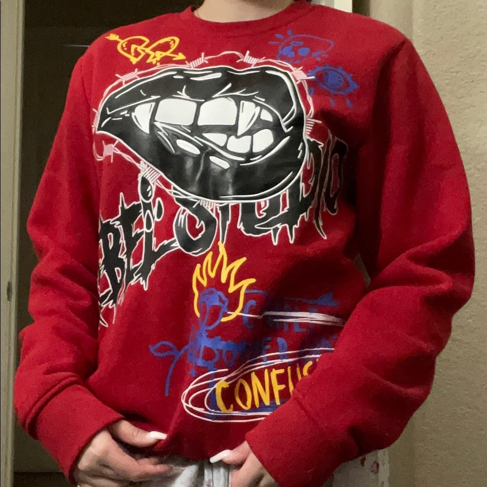 Guys crew neck.